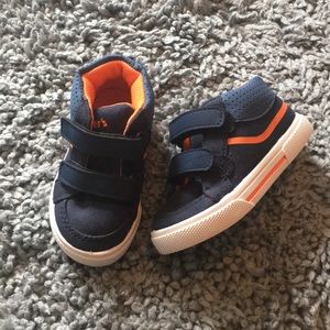 Boys shoes
